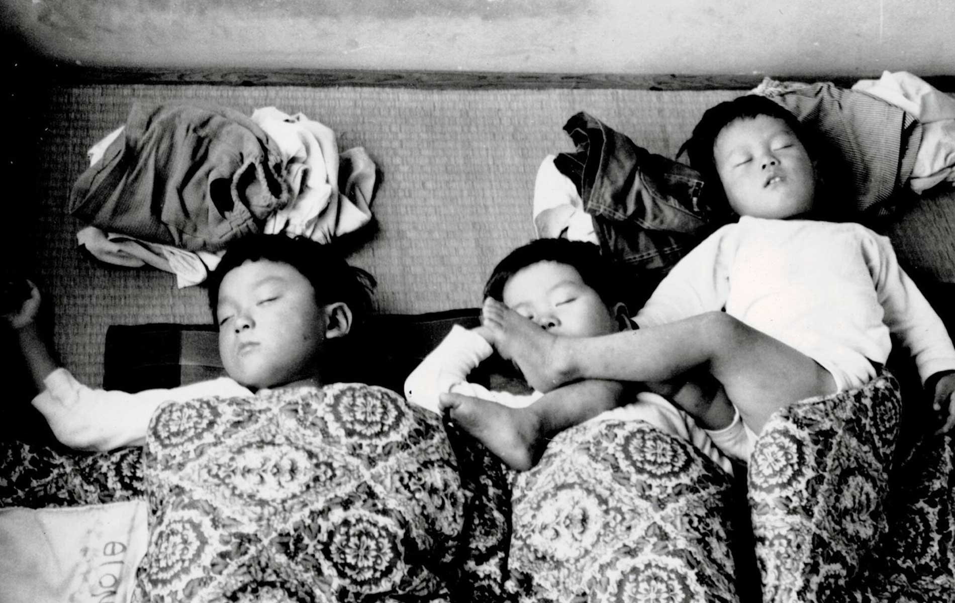 昭和38年　お昼寝の時間